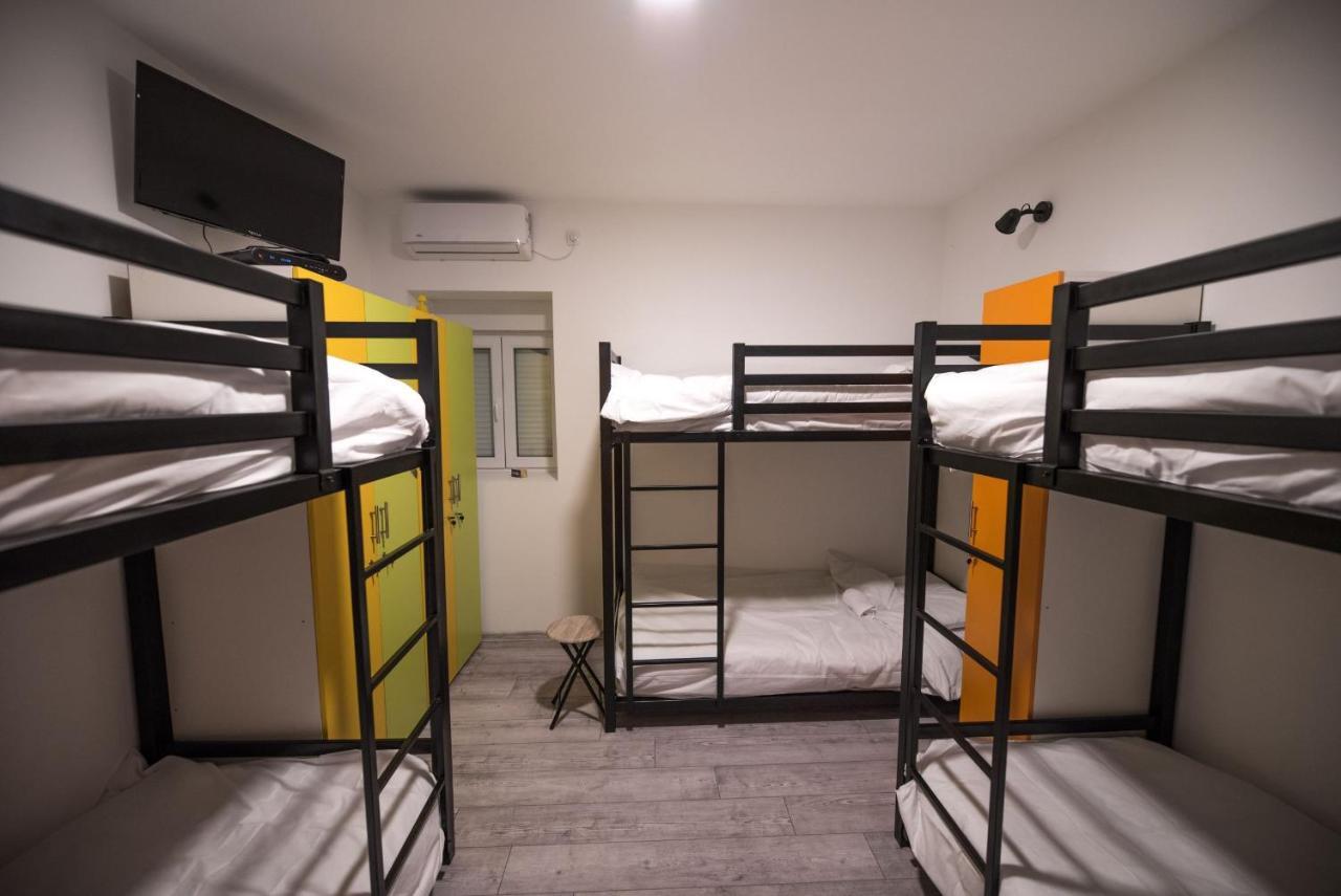 Hostel Evropa Niksic Exterior photo